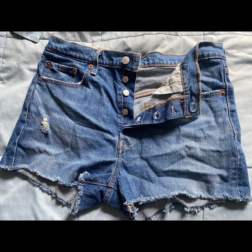 Brand New Levis 501 Shorts High Rise